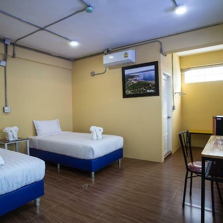 Baan Chang Hotel & Coffee House Tak Exterior foto